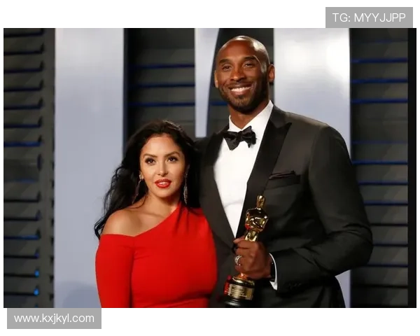 瓦妮莎将出版纪念科比与女儿的书籍收录球迷绘制壁画与珍贵回忆